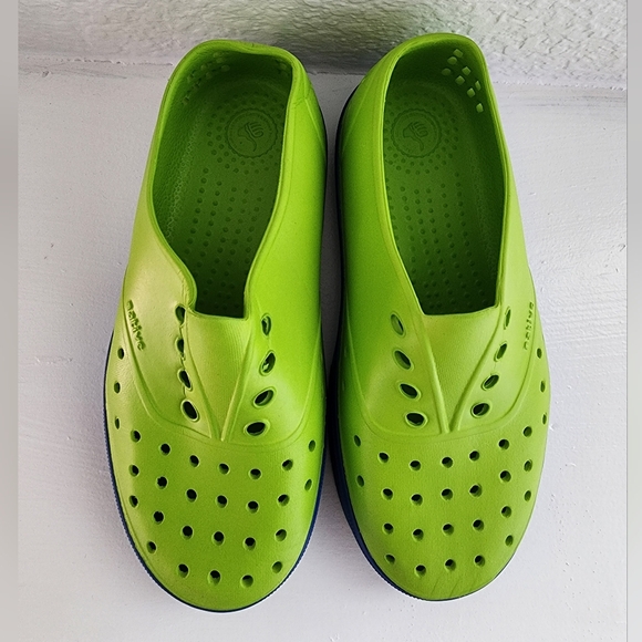 Native Miller Water Shoes kids size 1 - Picture 6 of 8